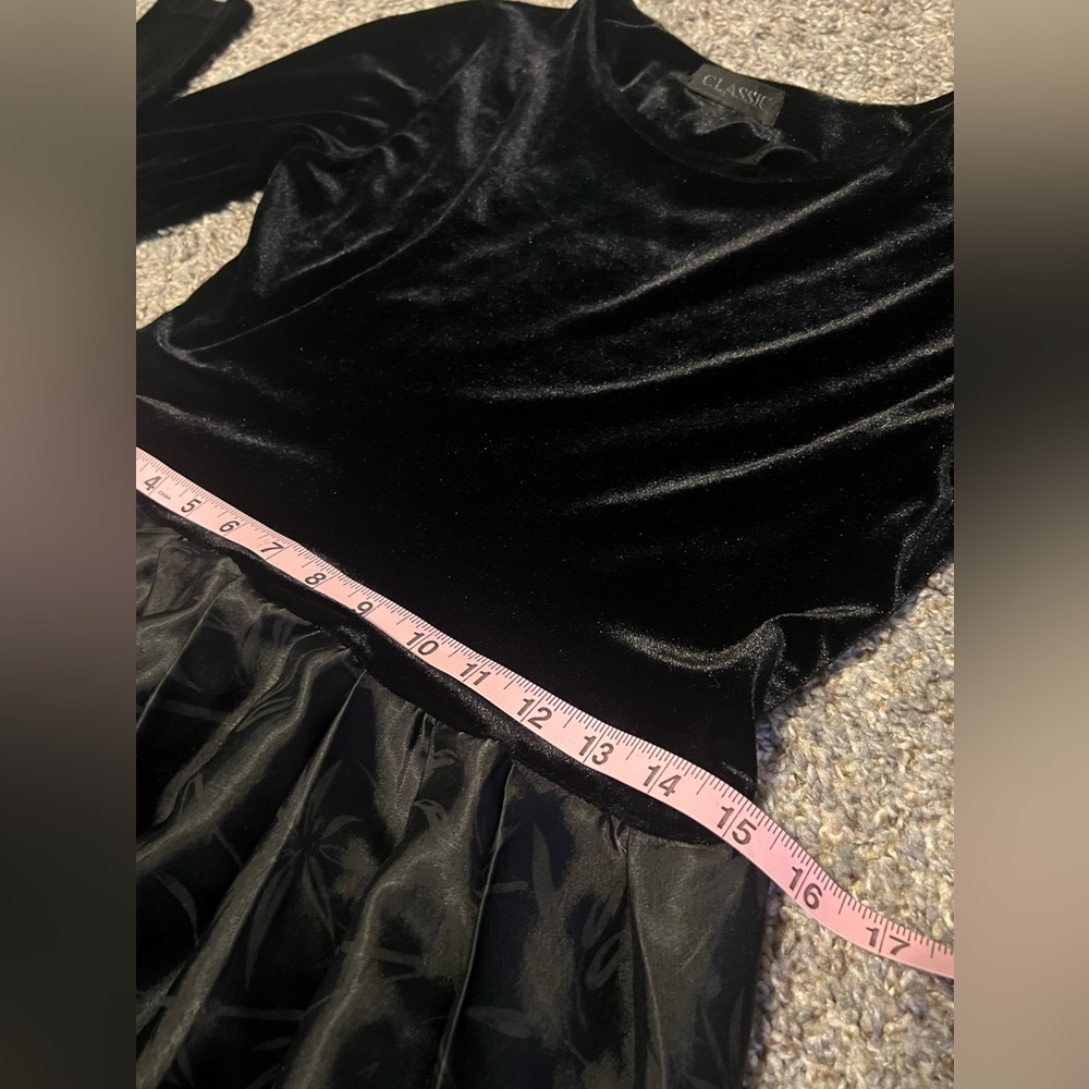 Vintage 90s Black Velvet and Silk Whimsigoth Ball Gown - Picture 4 of 10